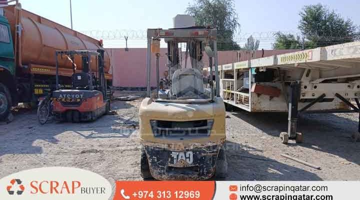 scrap forklift buyer doha